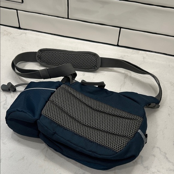 Outdoor Products Fanny Pack Belt Bag Waist Pack Blue 3 Pockets - Picture 6 of 9